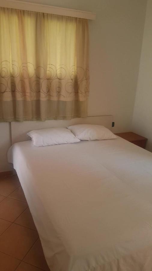 סרנדה Aralis Rooms מראה חיצוני תמונה
